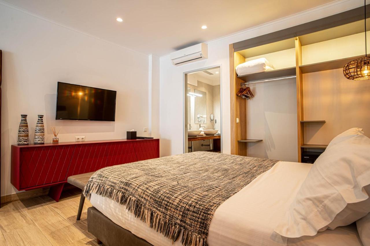 F & S Lounge Suites Parga Ngoại thất bức ảnh